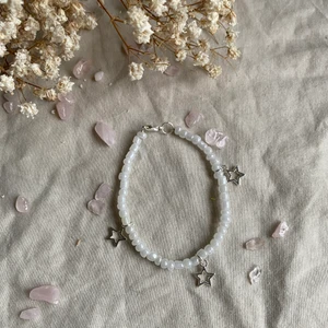 Armband  - Armband super fin vita pärlor silver tema ❤️❤️