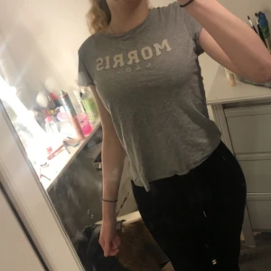Morris t-shirt storlek S - Bra skick använd 3ggr tjejmodell st S