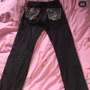 TikTok tights - Jeans & Byxor | Plick Second Hand