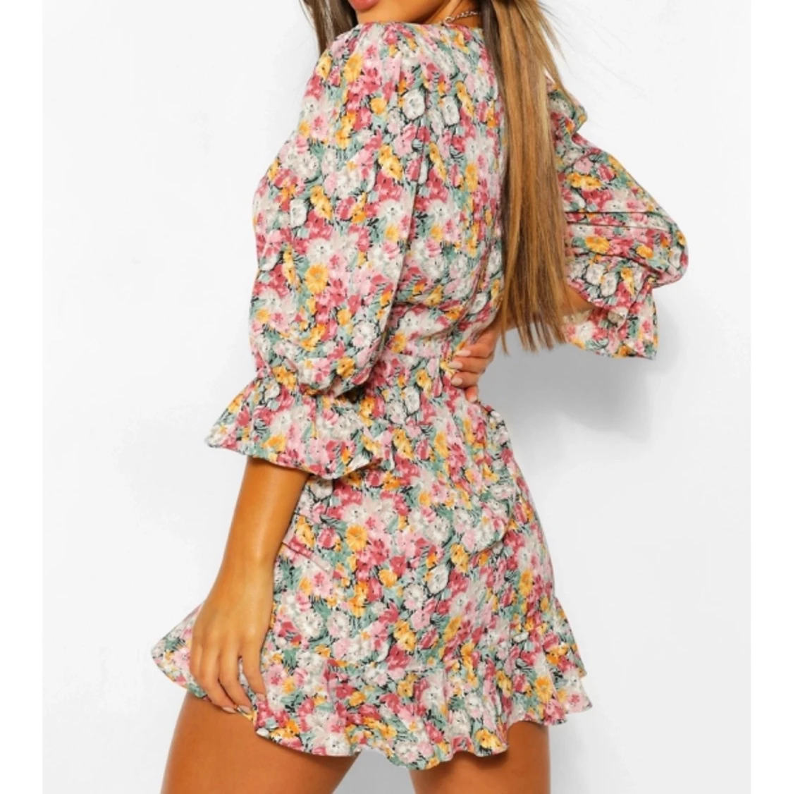Blommig omlott klänning  - 90