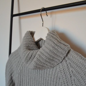 Polotröja - xs🤍 - Ljusgrå polotröja