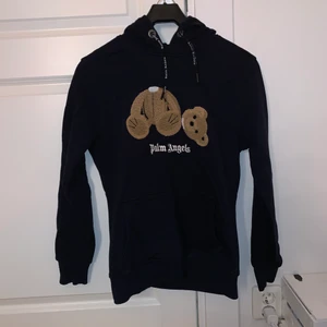 P A L M  A N G E L S - Palm angels tröja i damstorlek S. Mörkblå. Skriv om du har frågor💞