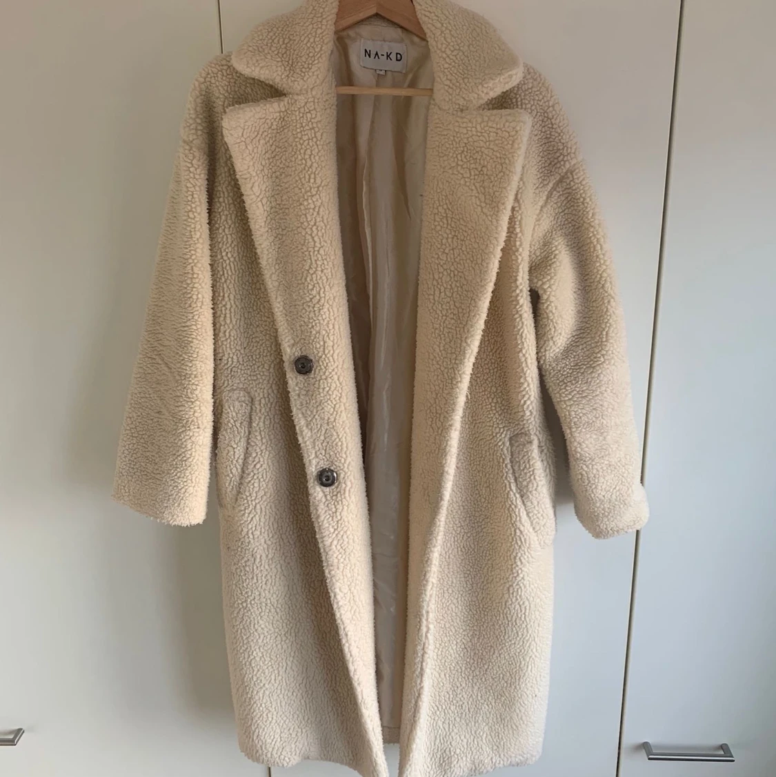 Vit Teddy jacka från NA-KD - 90