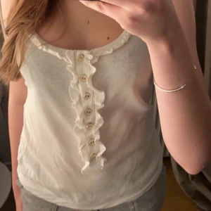 DOLCE & GABBANA LINNE - DOLCE & GABBANA linne vintage, är ganska gammalt men har knappt använt. 