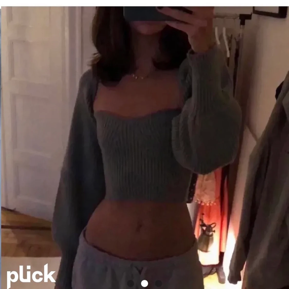 grå stickad topp och kofta - 90