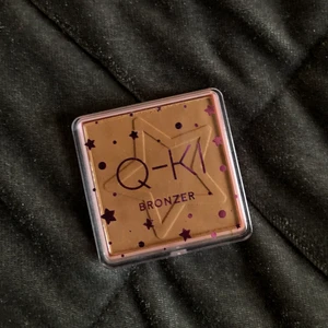 Bronzer  - Bronzer från ” Q-KI ” helt ny och oanvänd! 