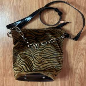 Sacred hawk tiger väska  from Asos ( like new )