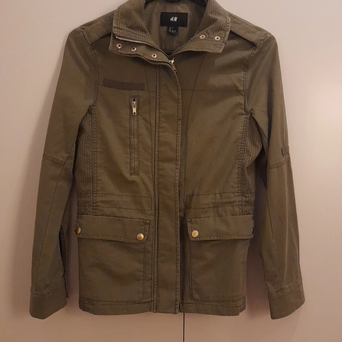 Militär grön jacka strl 34