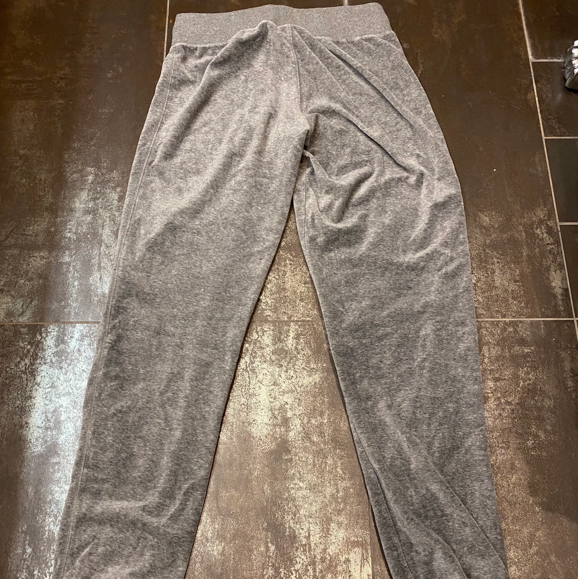 Supersköna mjukisbyxor - 90