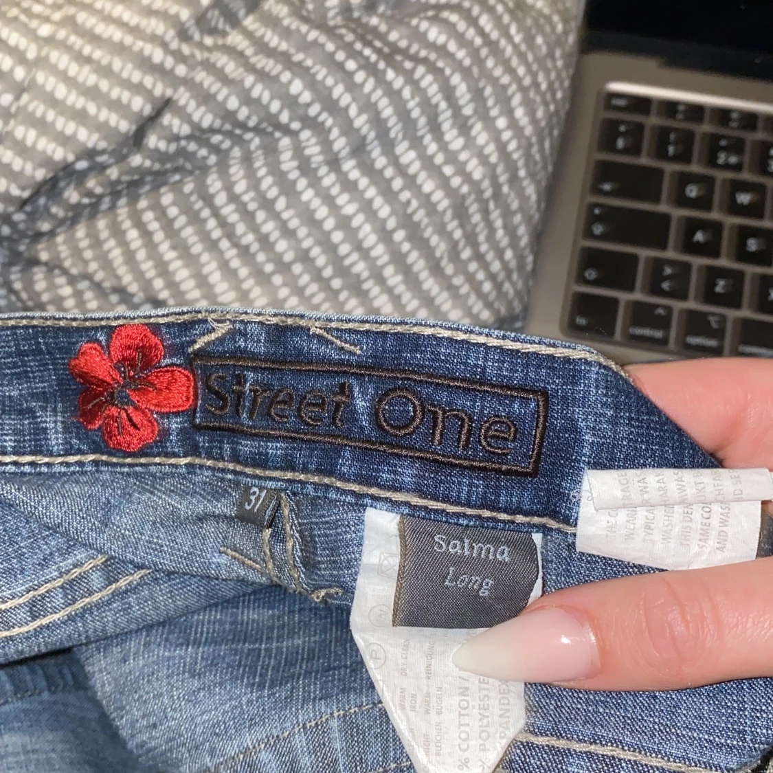 Låg midjade byxor  - 91