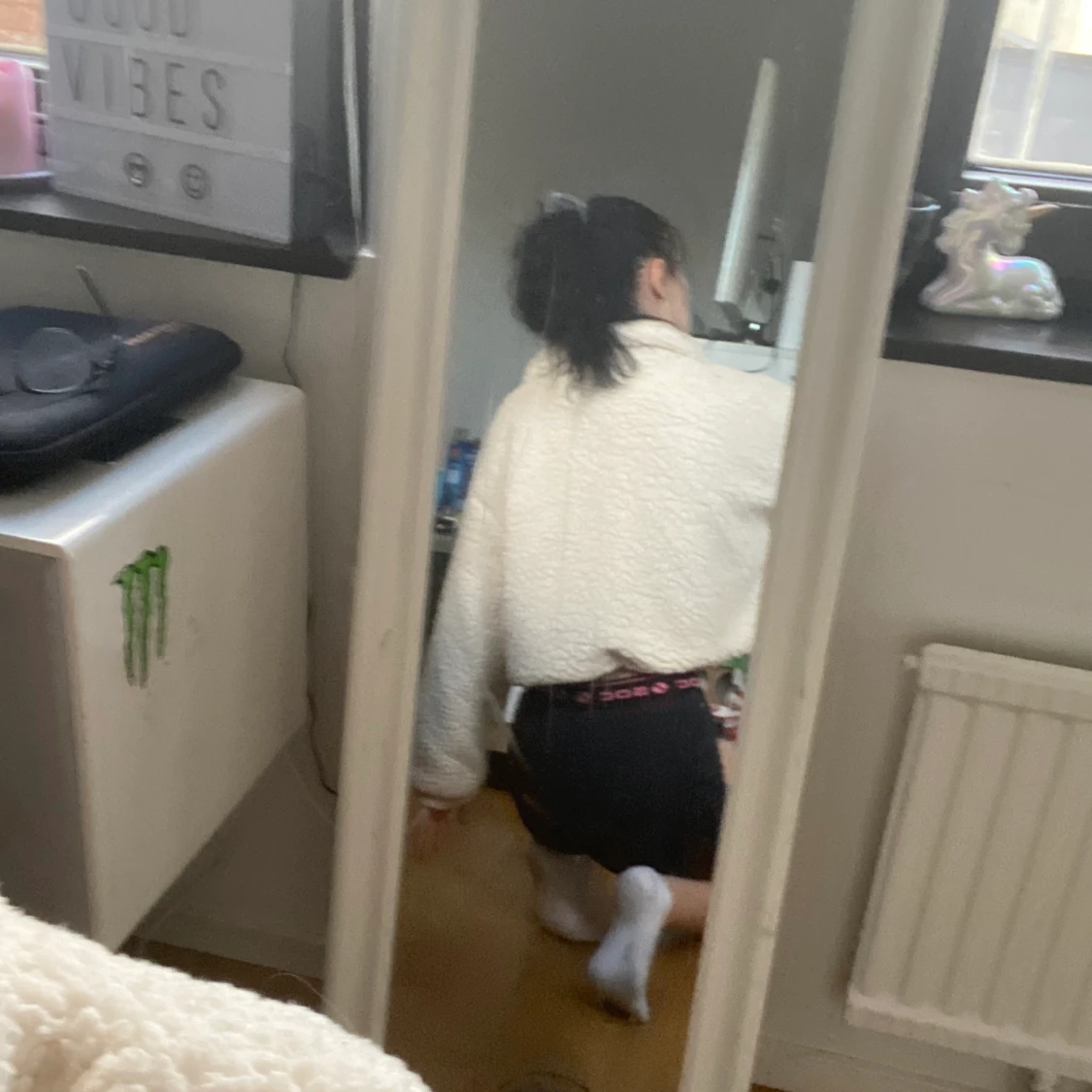 Vit/beige fluffig jacka!  - 90