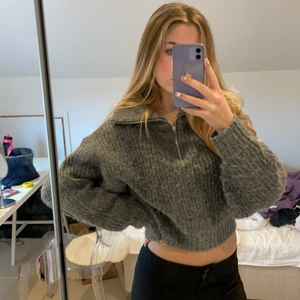 Sticka tröja - Så fin och mysig grå tröja från Gina💕💕