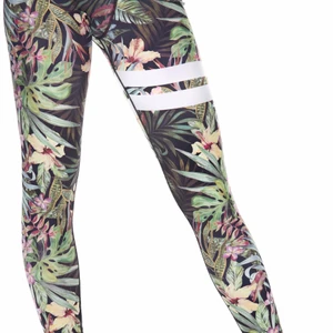 Stronger byxor - Jag säljer mina ”Vietnam” byxor från stronger. Jag säljer för ett billigt pris jämfört med vad dem säljs för på hemsidan då dem är slitna. GRATIS FRAKT!!