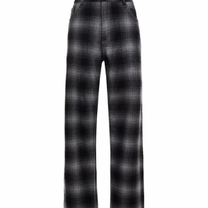 Eytys: storlek 28  - De här byxorna från Eytys är så snygga men också otroligt bekväma! Byxorna är även i mycket gott skick trots att de har använts några gånger!💘