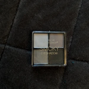 Ögonskugga  - Ögonskugga från ”the color workshop”! Helt ny och oanvänd!