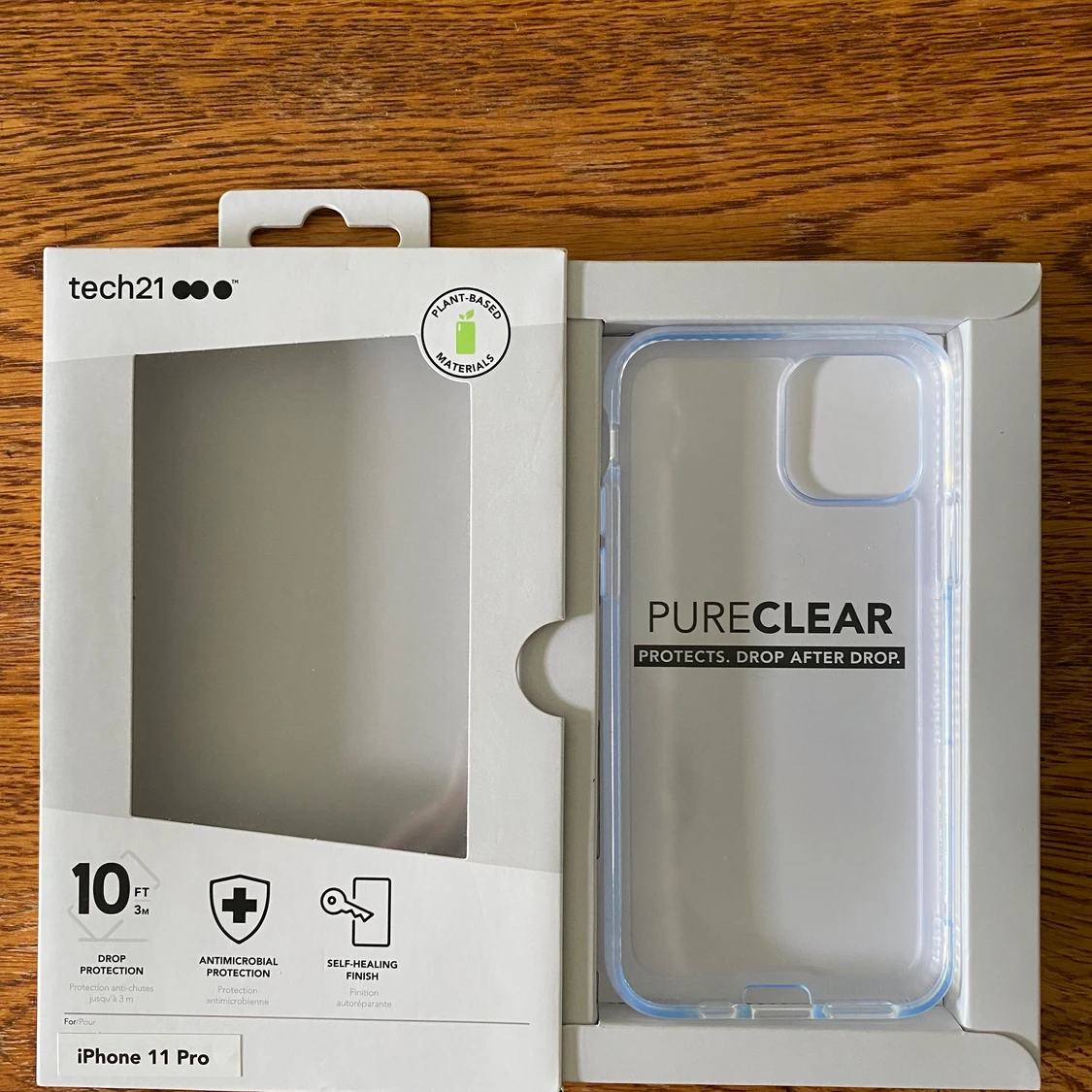 tech21 genomskinlig iPhone 11 Pro skal  - 90