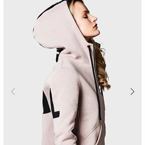 Ellypistol hoodie  - Knappt använd