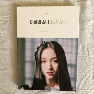 LOONA Gowon album - Loona gowon album i fint skick köpt på bengans i stockholm med photocard! 