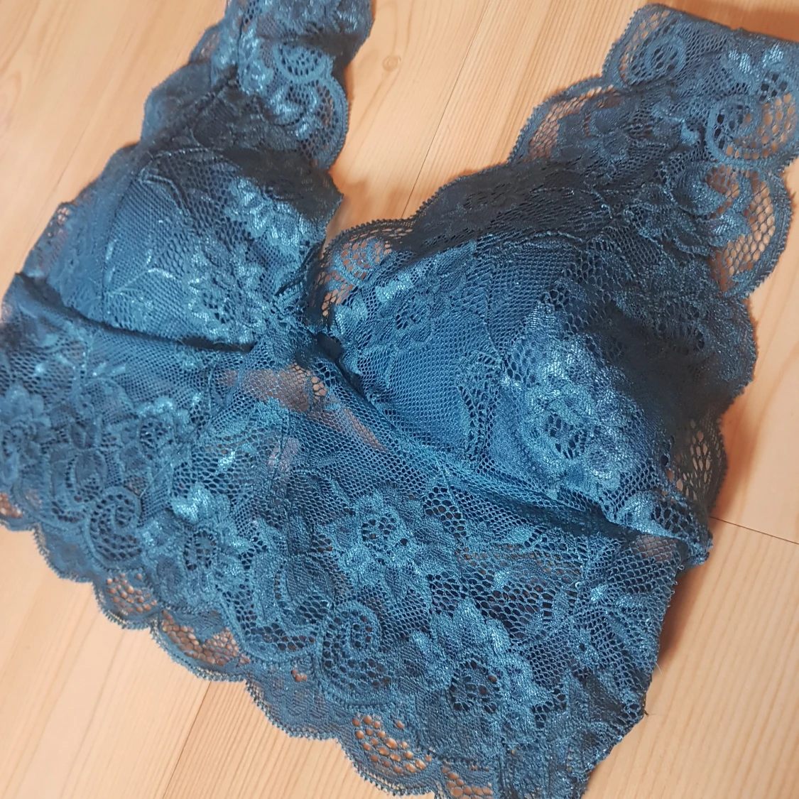 vacker bralette från pieces