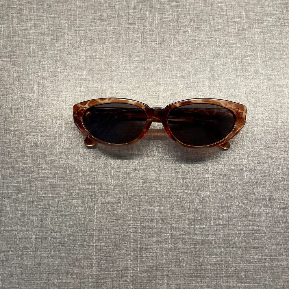 Vintage solglasögon - 80-tal | Plick Second Hand