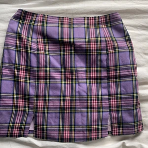 Kjol med slits - Superfin och använd få gånger