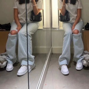 Jeans - Säljer dessa snygga jeans från pull&bear då jag har många liknande!