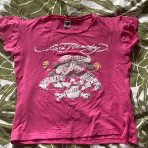 edhardy t-shirt  - INTRESSE KOLL  min edhardy coola edhardy tisha! Bra skick men några diamanter som han låsnat men det är ingen som syns!❤️