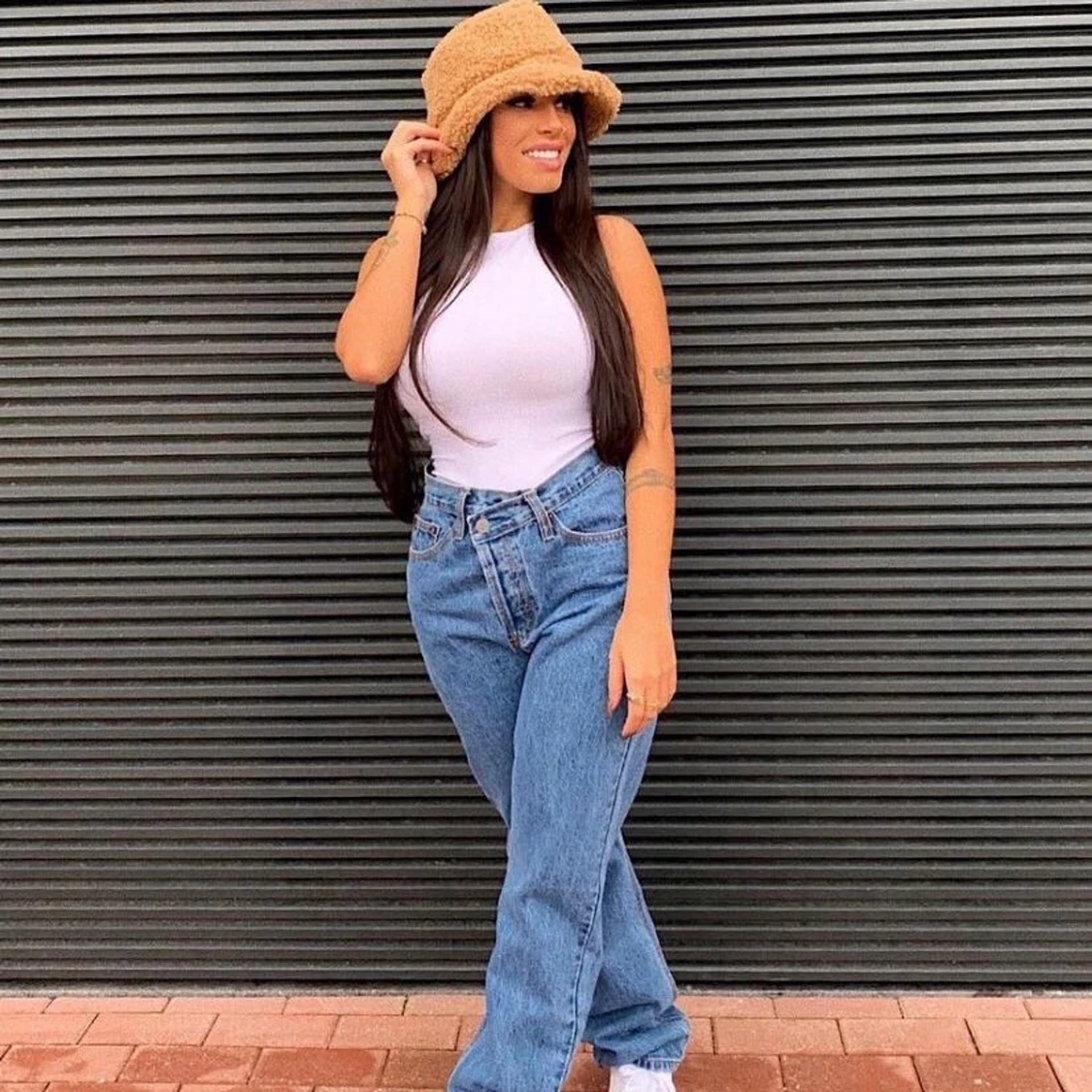 Skit snygga jeans med crossover knapp - 90