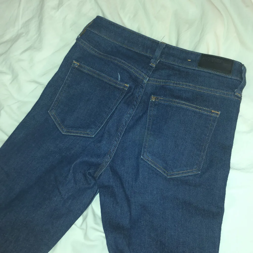 (Funkar för 26 också). Jeans & Byxor.