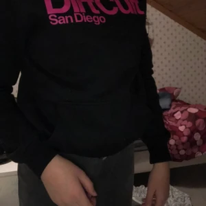 Dirtcult - 🤍: Storlek:158/164🤍från:dirtcult🤍PRIS:200kr🤍FRAKT KAN DISKUTERAS!