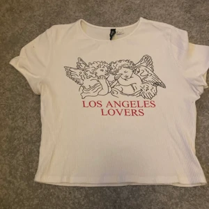 Topp - Jätte söt vit ängel topp, använder tyvär inte längre!