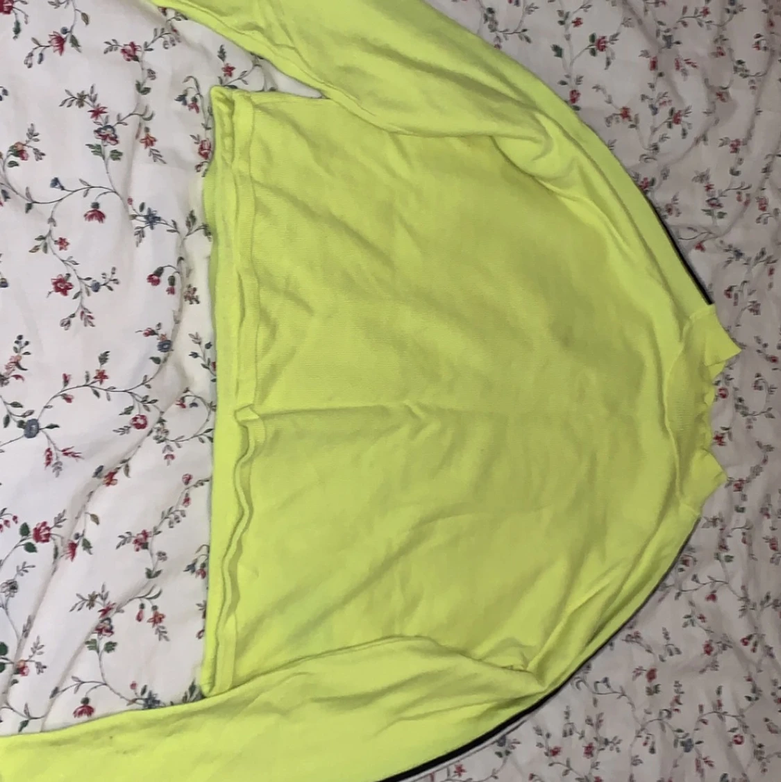 Enkel tröja i storlek M - 90