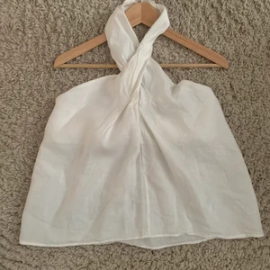 Linne off shoulder topo - Blus i linne från zara väldigt snygg till sommaren