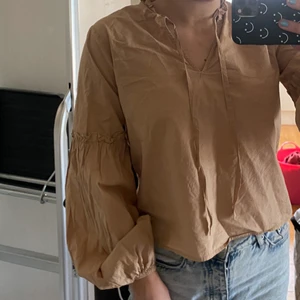 Blus - Super somrig och söt blus🧚🏻