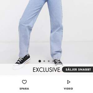 Jag säljer dessa jeans eftersom att dom är för små för mig, jätte snygga men för små! aldrig använda. ord pris 449kr! Priset kan diskuteras 