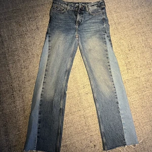Jeans, xs - Coola Never denim jeans från Bik Bok, Frakt tillkommer
