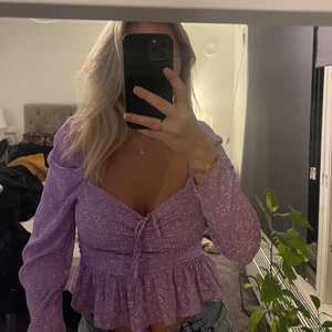 Blus  - Så gullig blus från zara använd 1 gång💕