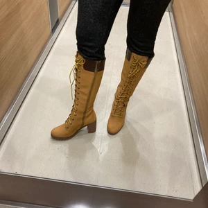 Timberland highboots boots - Condition very nice with few little sights of wearing. Size 38, very comfortable as for the high heal. 