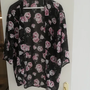 Kimono stl S - Kimono stl S från HM. 