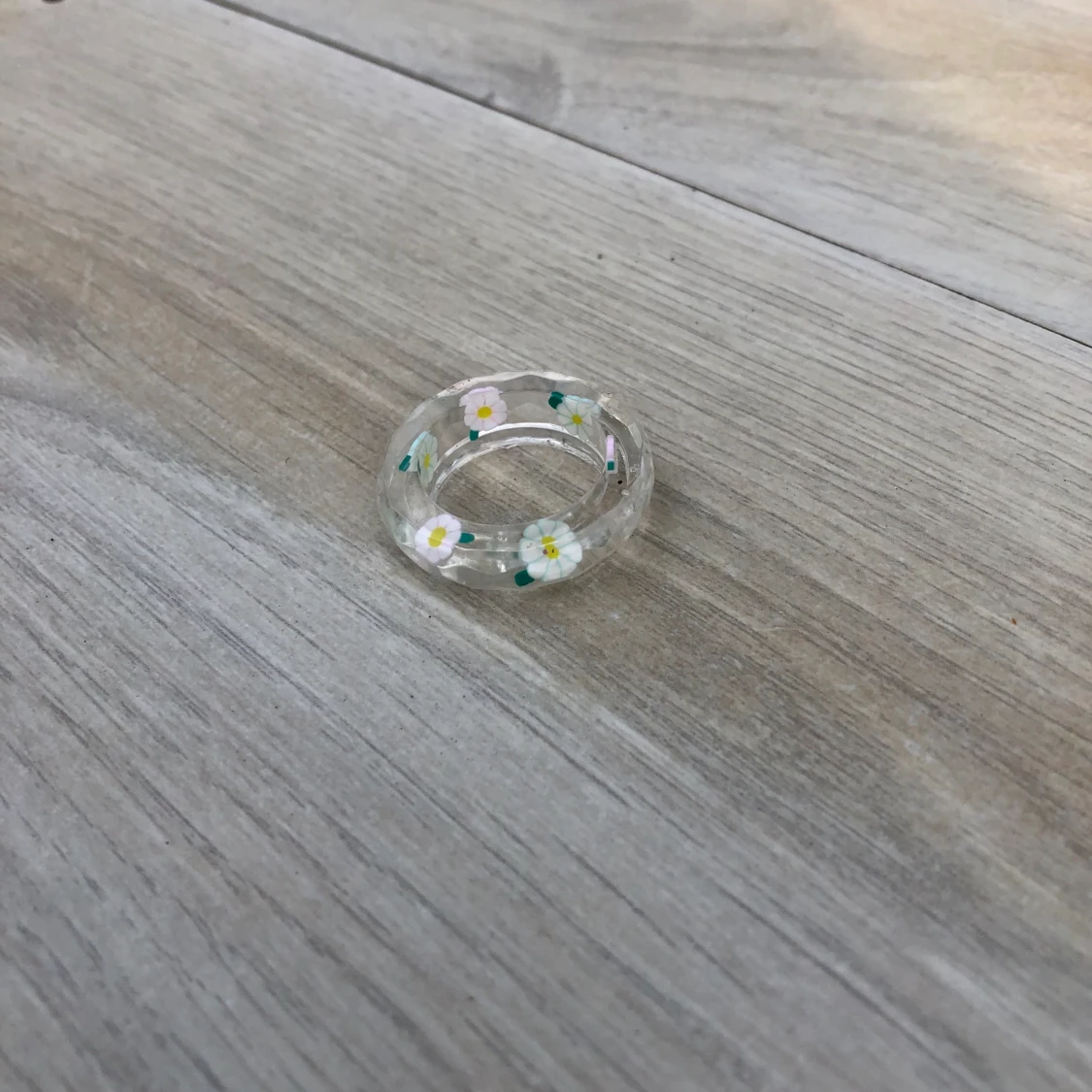 Blomm resin ringar😍✨🌷 - 90