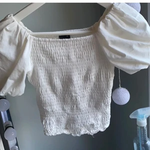 Söt topp - Super söt topp som endast är använd 1 gång💕💓💞💖