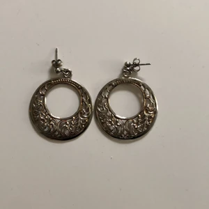 Örhängen - Superfina örhängen 