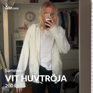 Vintage kofta i sammet - Cremevit huvtröja i sammet med sidenfodrad luva. Nyskick