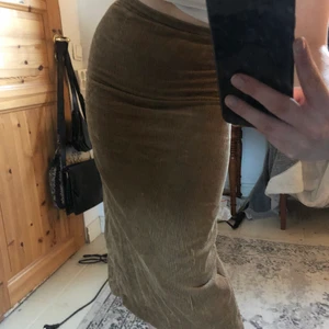 Manchesterskjol - Fin kjol i manchestermaterial!