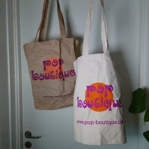 Tygpåsar - Två tygpåsar från Pop Boutique. 50kr/styck🍀🍒