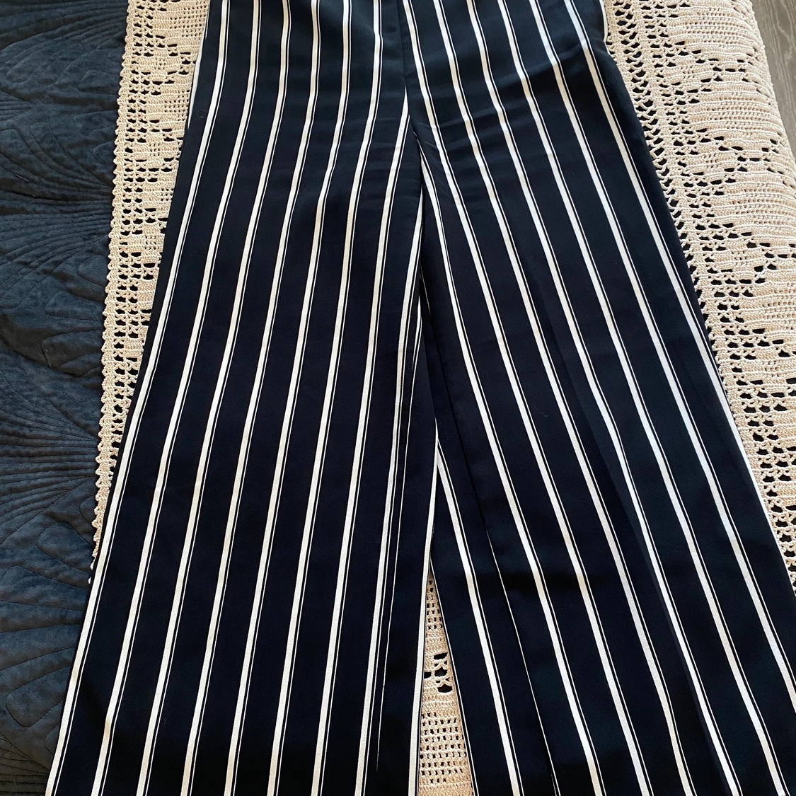 Kostymbyxa från H&M i storlek 36 - 90