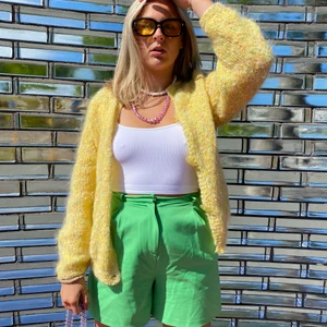 🌈kofta - säljer min stickade älskade fina 🌈kofta!! köpt second hand!!! Storlek S/M! 200kr