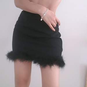 Fin stretchig kjol från shein. 3 för 2 på allt!