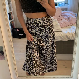 batik kjol  - Använd  en gång då den är för stor 🤍 