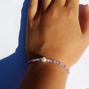 Armband - 19 cm mått, helt ny och hemmagjord.